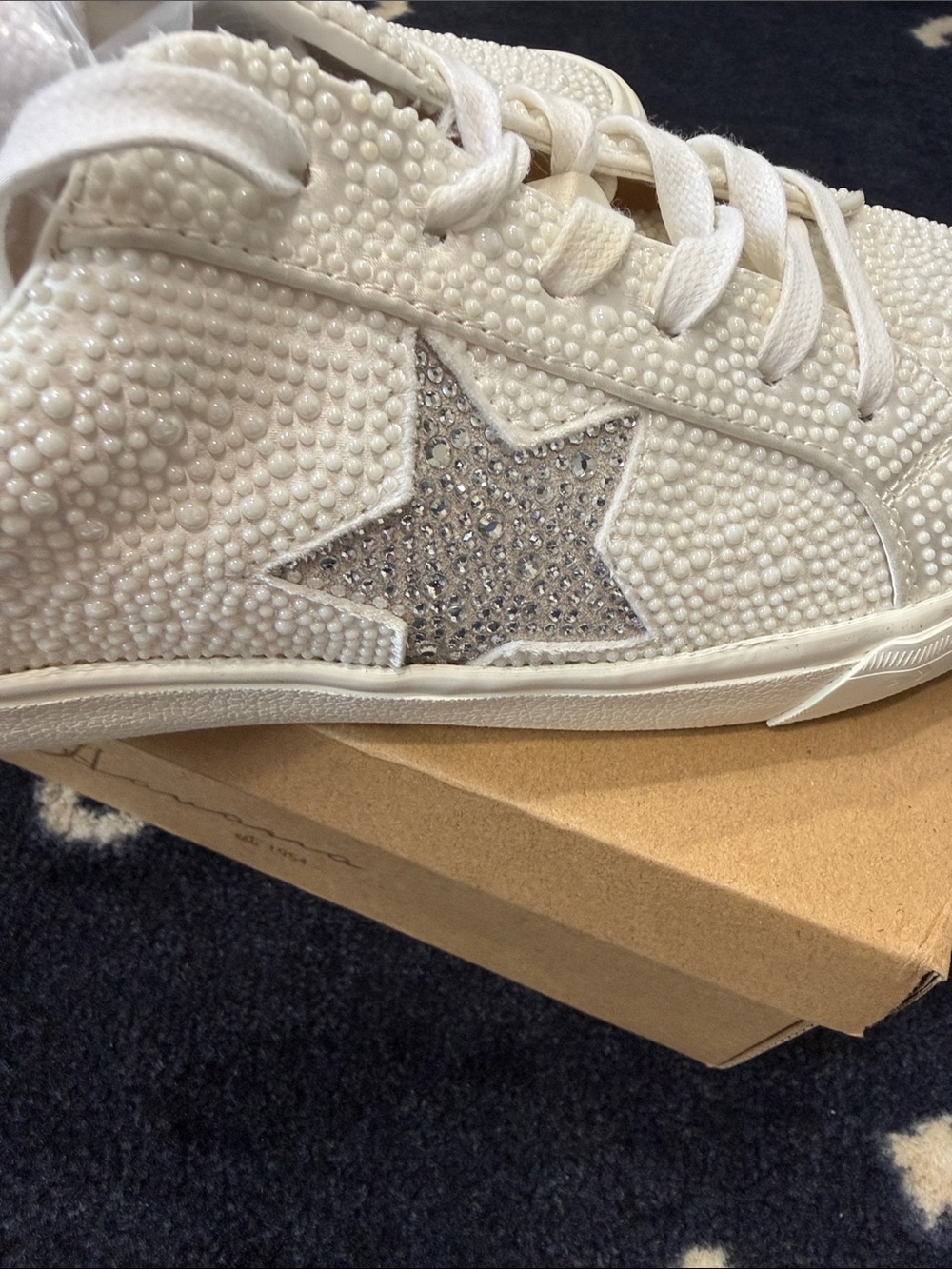 Vintage Havana pearl and rhinestone sneaker. New with tags. 7.5 - Picture 5 of 6